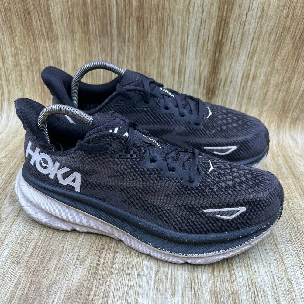 Hoka One One Clifton 9 Wide Men's Size 8 2E Wide Black White Shoes 1132210 BWHT